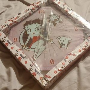 Glass betty boop wall clock